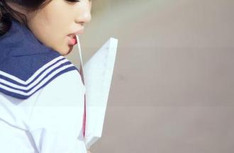 AISS爱丝(黄金版) – 女骑士西雅的网盘：你绝对想不到的作品包裹着什么！