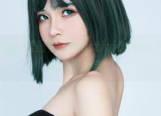 这波Azami美图里的MartiniDress，绝对是个心情杀手。