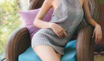 GIRLT果团网 – 龚玥菲与她的比基尼，阳光可不重要，无圣光才更能击中人心的软肋。