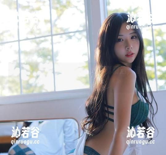 好学生的Habin夏彬(하빈)写真精选，谁说认真就不能放松？