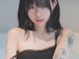 想看点不一样的？Hizzy(히지)的SelfSatisfaction写真带你走进她的世界！