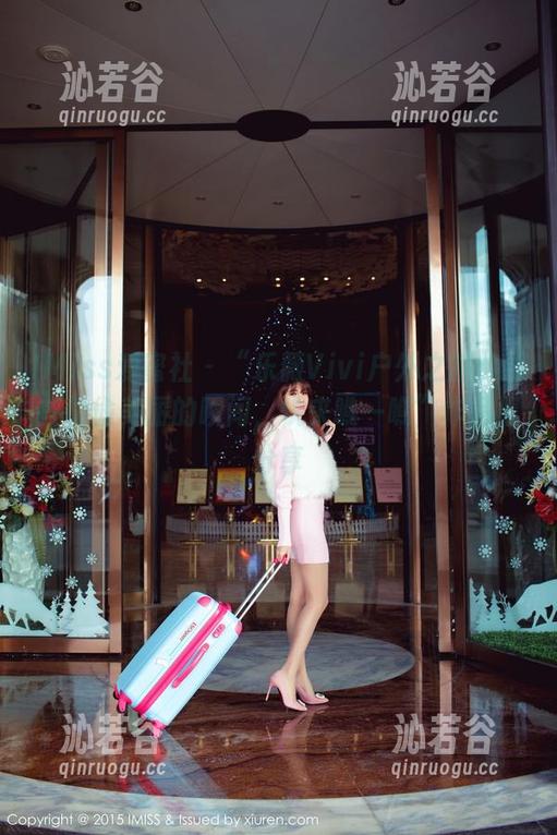 IMiss爱蜜社 - “乐薇Vivi户外之旅：那些偷偷美丽的瞬间，快来瞧一瞧”作品集分享