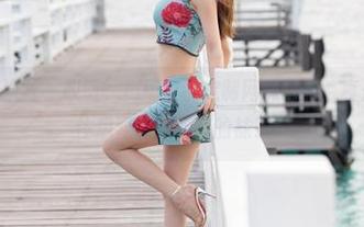 MiStar魅妍社 – 哎呀，舞媚歆的定制网袜写真，真是让人忍不住想要抛弃所有的袜子！