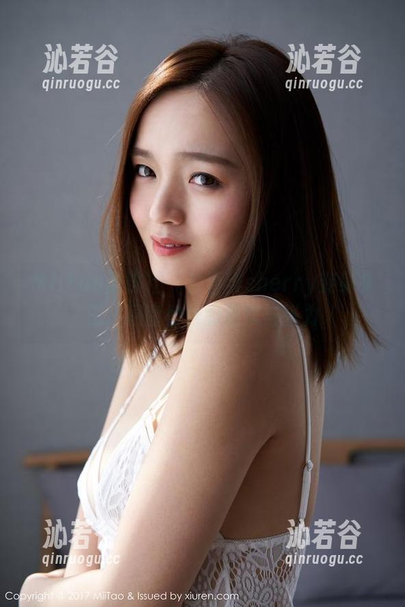 MiiTao蜜桃社-雪梨sherry MiiTao蜜桃社 - 当雪梨sherry变身女王,原图掀起的细腻与张力