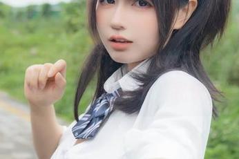 Nyako喵子又来了！她的女子校生2火车jk无圣光套图，太迷人了，我快要晕了…