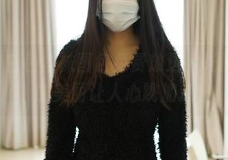 ROSI白色丝袜图包免费放送，光影交错的美丽让人心跳加速