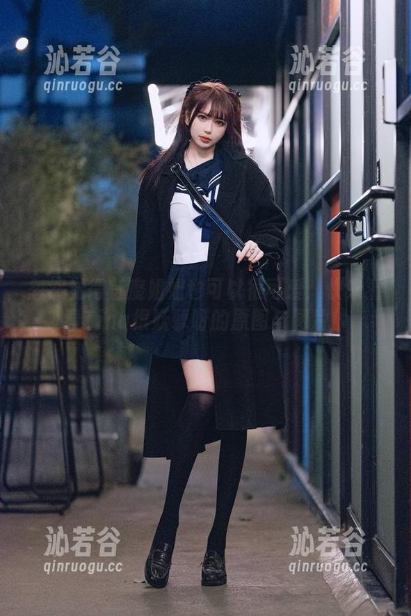 忽然觉得魅魔姐姐也可以很可爱：快来看看Tina很妖孽呀的原图与图片！