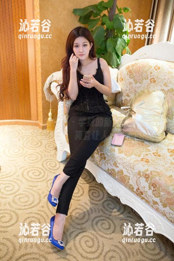 TuiGirl推女郎-梁棋棋 TuiGirl推女郎 - 学妹的新风格:梁棋棋的高清图库,简直让人心动不已!