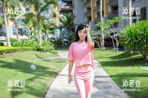 TuiGirl推女郎 - 浴室里的潘娇娇，原图免费！让我看看那湿漉漉的光影～