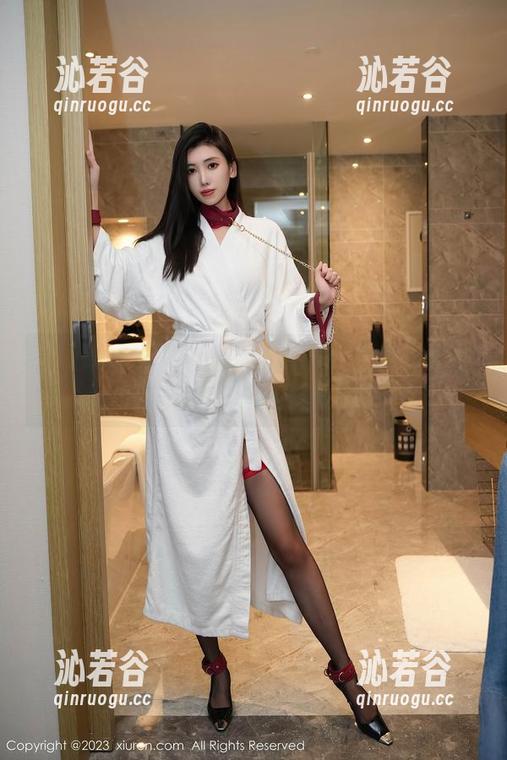 Xiuren秀人网-于诺诺ise Xiuren秀人网 - 肉丝的奇妙合集:于诺诺ise照片里的细腻情感