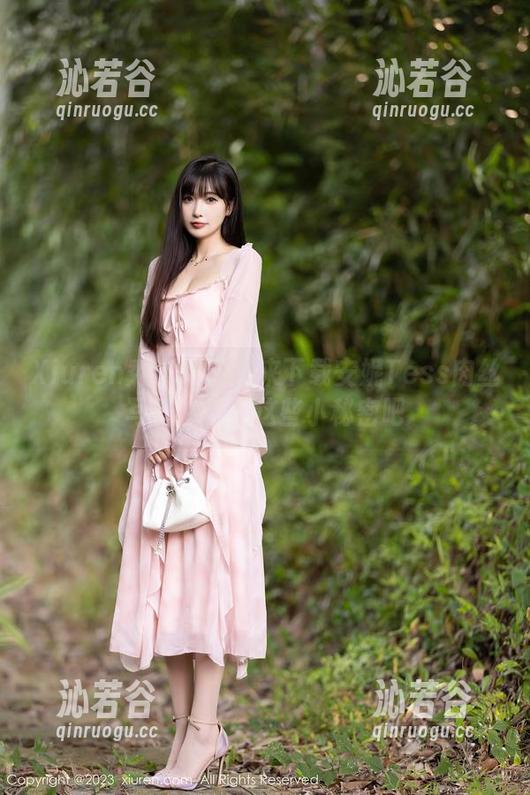 Xiuren秀人网-安妮Tess Xiuren秀人网 - 快来下载安妮Tess肉丝写真,享受这些小秘密吧