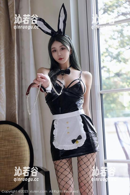 Xiuren秀人网-是小逗逗 Xiuren秀人网 - 我说是小逗逗居家也超能打,怎么买到这样的美图图包?!