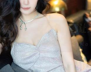 Xiuren秀人网 – 每个角度都让人窒息：楚恬Olivia的美腿合集。