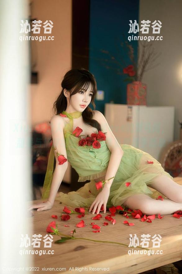 Xiuren秀人网-雨儿酱eve Xiuren秀人网 - 雨儿酱eve的双马尾,甜美与俏皮结合,写真集资源超乎想象