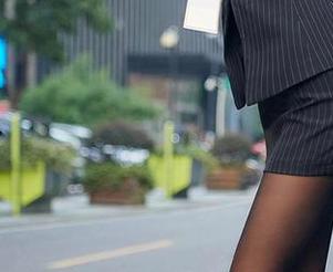 YouMi尤蜜荟 – 李芊芊女孩写真图册：每一张都是一场心灵的小旅行。