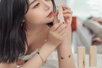 Yuna(윤아)的福利图库：神秘的祢豆子和优雅的胡蝶忍，图片快来看看！