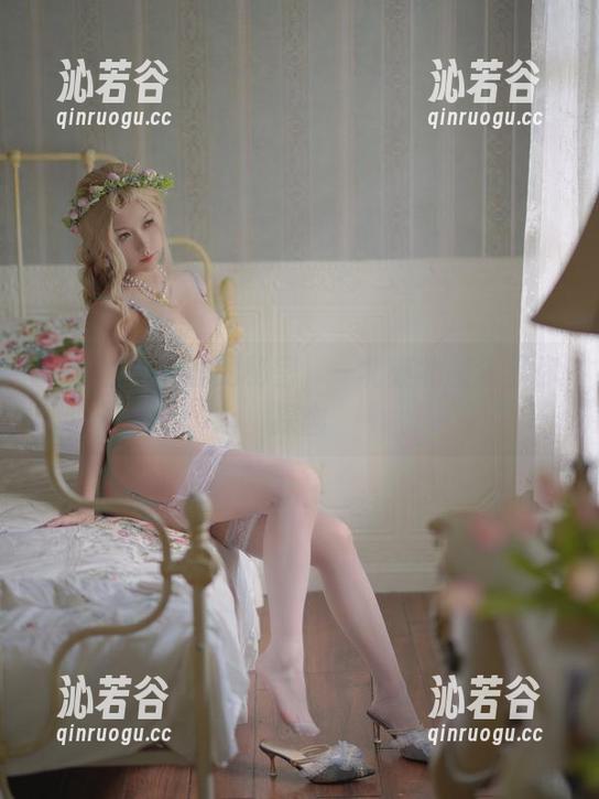 易九世礼服里的秘密，一北亦北图包带你探幽