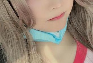 藏在小黑塔里的一千只猫薄禾：谁说写真图集不能玩点花样？