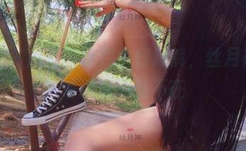 微密圈 – 从红高跟到牛仔短裤，丝月神的高清诱惑无处不在