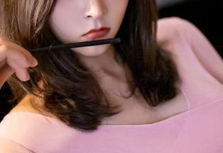 丽柜 – Vicky的写真分享：释放可爱风暴的时刻，准备好了吗？