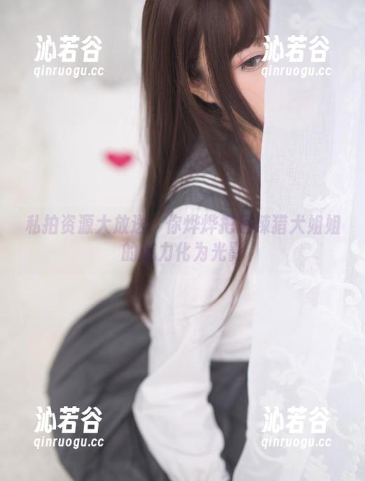 私拍资源大放送：你烨烨把超辣猎犬姐姐的魅力化为光影