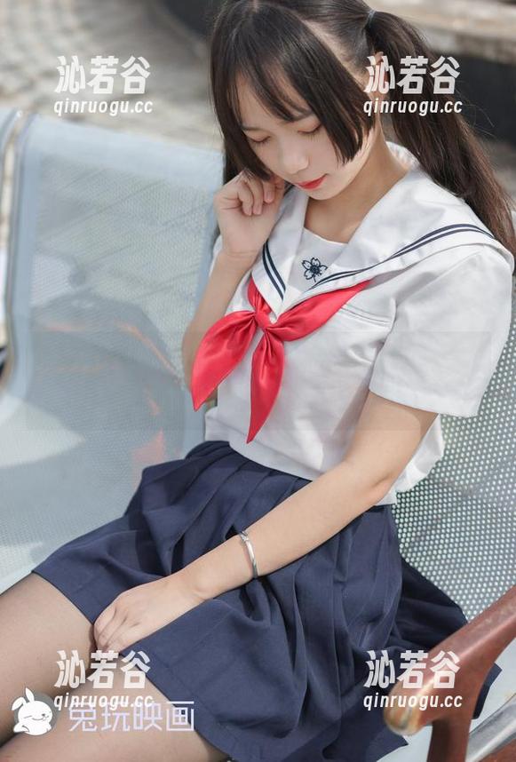 兔玩映画 兔玩映画阳光下的白丝:恍如梦境的白丝合集,阳光下的呼唤不容错过!