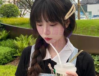 在大肉丸Amiee的私房里，旗袍是如何化身为梦幻的？