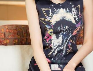 头条女神 – 钟晴的透明作品，图库里的不透明世界
