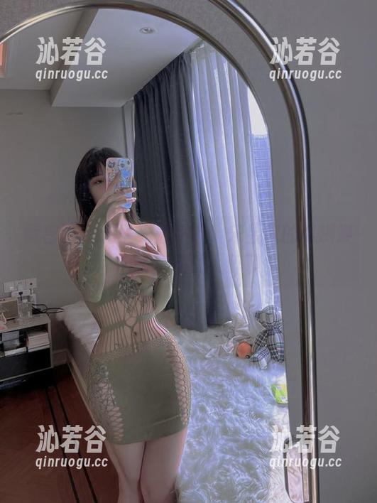 宋昱欣 微密圈 - 无圣光照耀下,宋昱欣的黑蝴蝶图集真是让人醉了