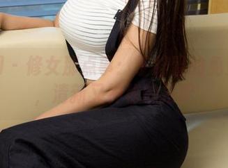 尤果网 – 修女那点事：于梓馨的免费图集，清新又神秘的搭配