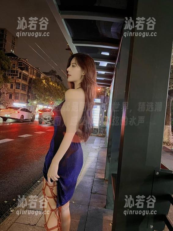 就是阿朱啊 微密圈 - 走进就是阿朱啊的世界,精选潮湿感套图,感受叩响心弦的水声