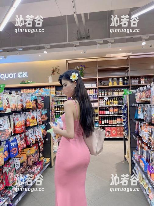 就是阿朱啊 微密圈 - 黑丝吊带下的就是阿朱啊:每一张都是壁纸级别的幻想合集!