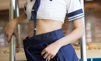 推女神 – 谁说兔子不能玩时尚？歆小兔chobits的全套蕾丝写真等你来解锁！