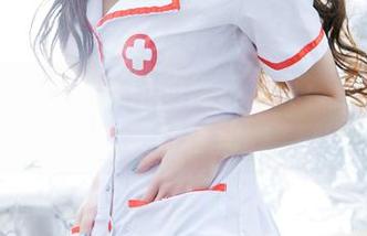 推女郎 – 于大小姐的裸足写真：图库中的美好悸动