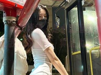 微密圈 – 每次更新，是小逗逗的学姐合集都让我心跳加速，真是太绝了！