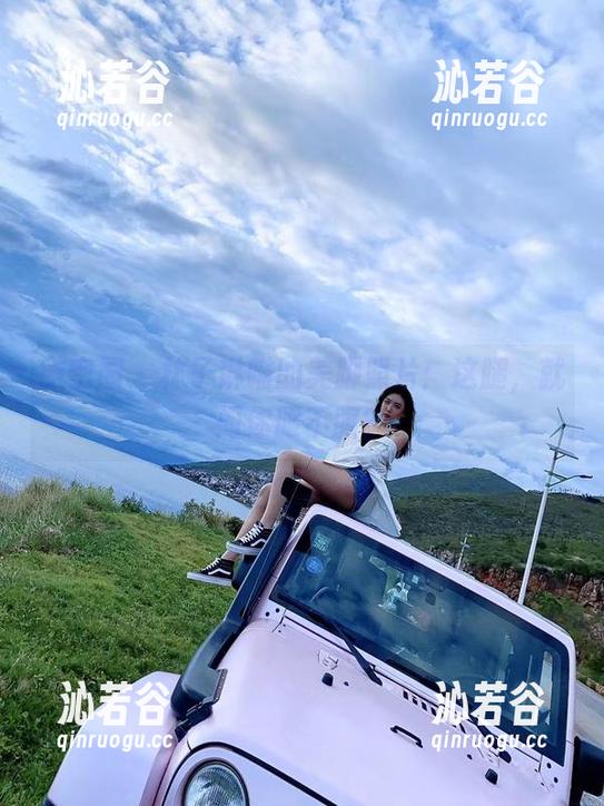 林子琳喵 微密圈 - 林子琳喵的美脚照片:这腿,就问你服不服?