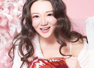 果团网 – 在高清中捕捉：尹意纯和她女友的小秘密