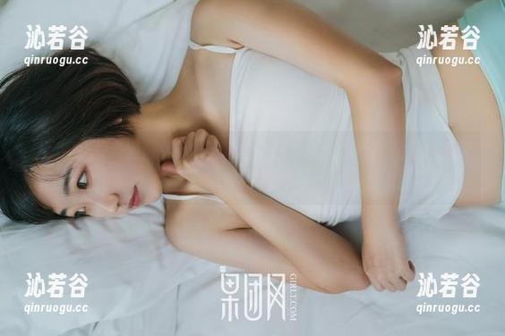 果团网 - 免费图册《钟紫怡学姐的时光机》：带你回到那些轻松愉快的岁月！