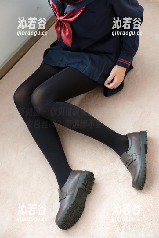森萝财团 - 你见过吸吸图库中的小清新少女白丝吗？精选得不要不要的！