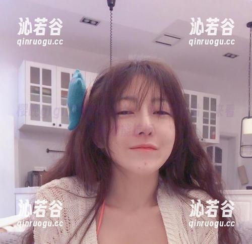 樱晚gigi 樱晚gigi的电眼与蕾丝:免费的图片,来看看谁能抗拒