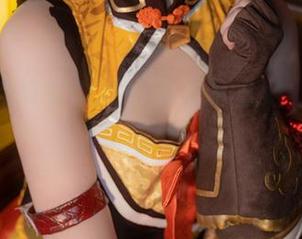 樱梨梨的修女COS：资源那么好，感觉全是眼福！