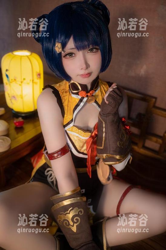 樱梨梨的修女COS：资源那么好，感觉全是眼福！