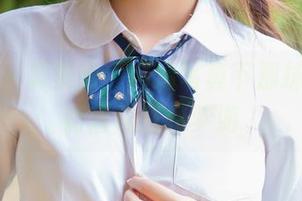 波萝社 – 夏美酱，高清写真下那抹光辉，简直让我想梦游