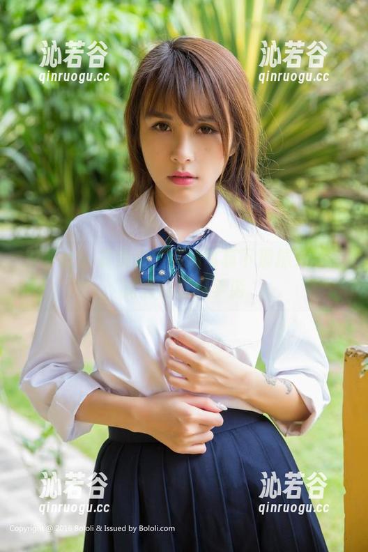 波萝社-夏美酱 波萝社 - 夏美酱,高清写真下那抹光辉,简直让我想梦游