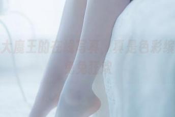 甜糖大魔王的在线写真，真是色彩缤纷的兔兔狂欢
