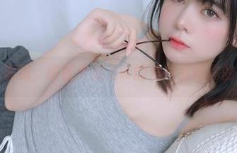 最新黑色潮流，眼酱大魔王w的照片引爆你的审美神经