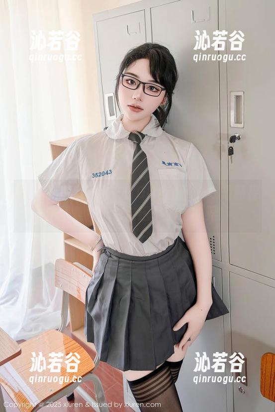 秀人网 - 不要错过！Olivia童安琪最新裸足图集，带你走进轻盈的世界！