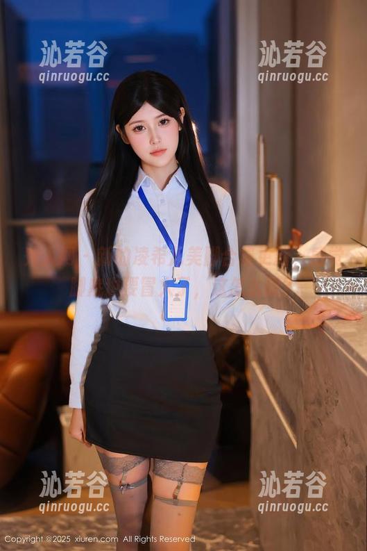 秀人网-凌希儿 秀人网 - 新的凌希儿美脚合集更新,感觉脚底也要冒火了,这怎么破?