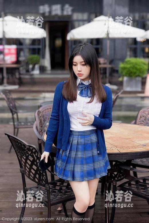 秀人网-是小逗逗 秀人网 - 看!是小逗逗的私房图包——女孩们的小幽默世界!