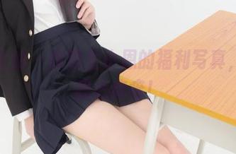 紧急企划 – 优等生小恩的福利写真，撩得我心痒痒！